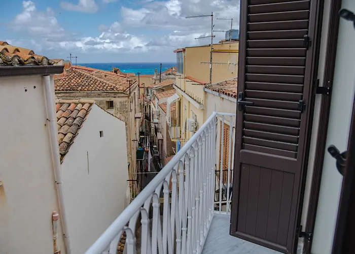 Casa Vicolo Re Apartment *